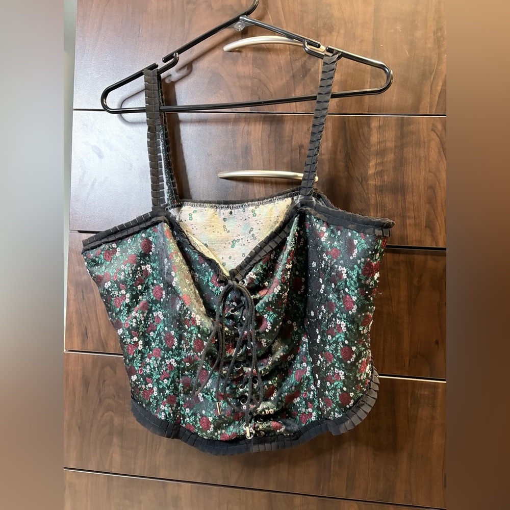 Cider Black Floral Lace-Up Crop Top